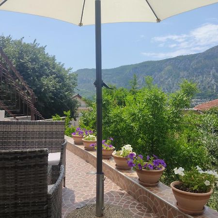 Apartments Feniks Kotor Luaran gambar